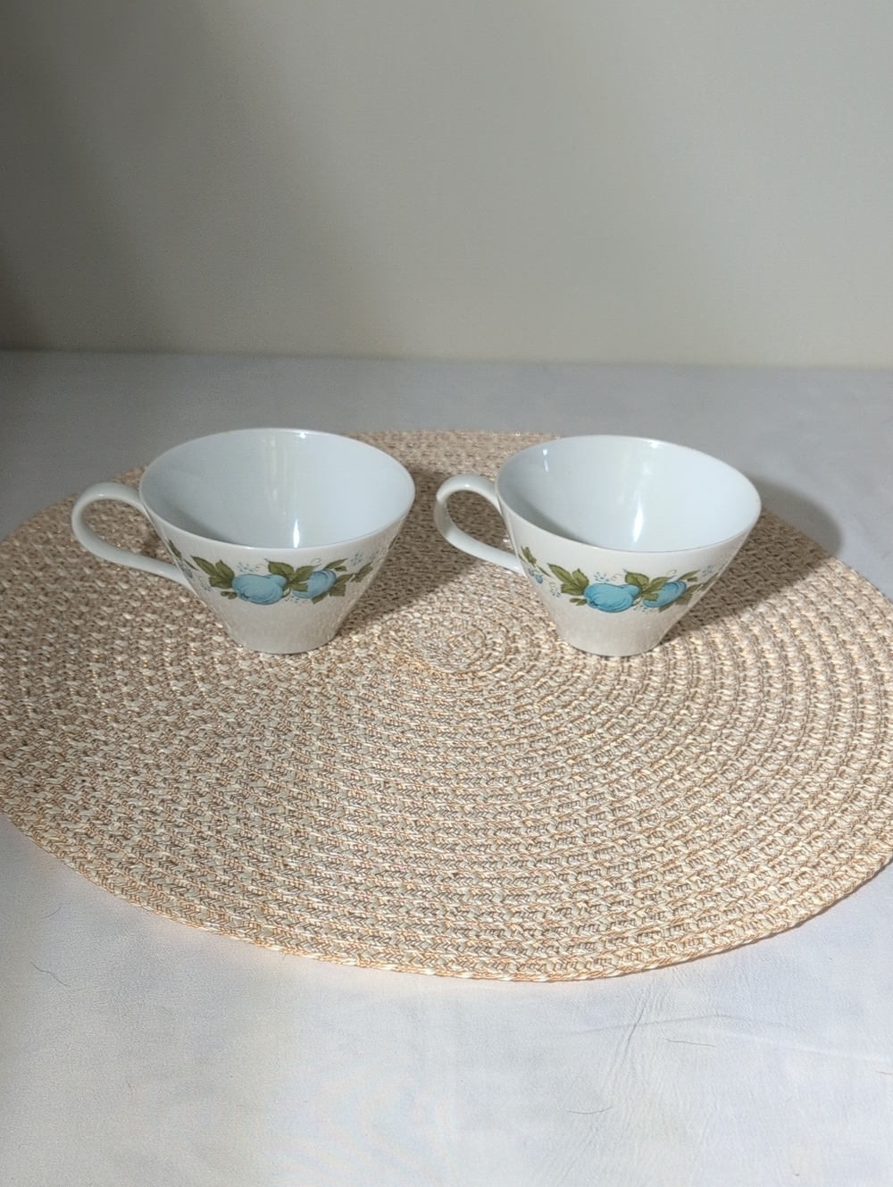 Noritake "Blue Orchard" (Pattern #6695) vintage mid-century modern Teacups - 2